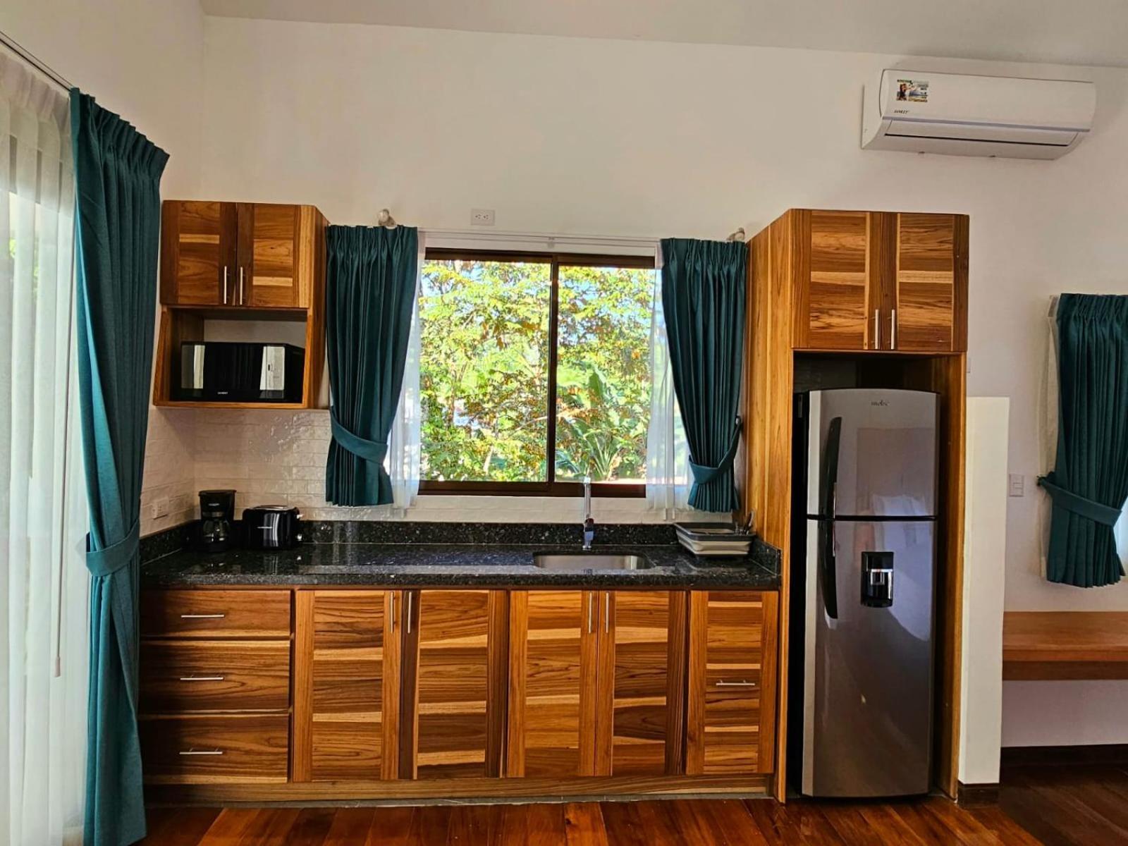 Hotel Torres Del Mar Puerto Viejo de Talamanca エクステリア 写真